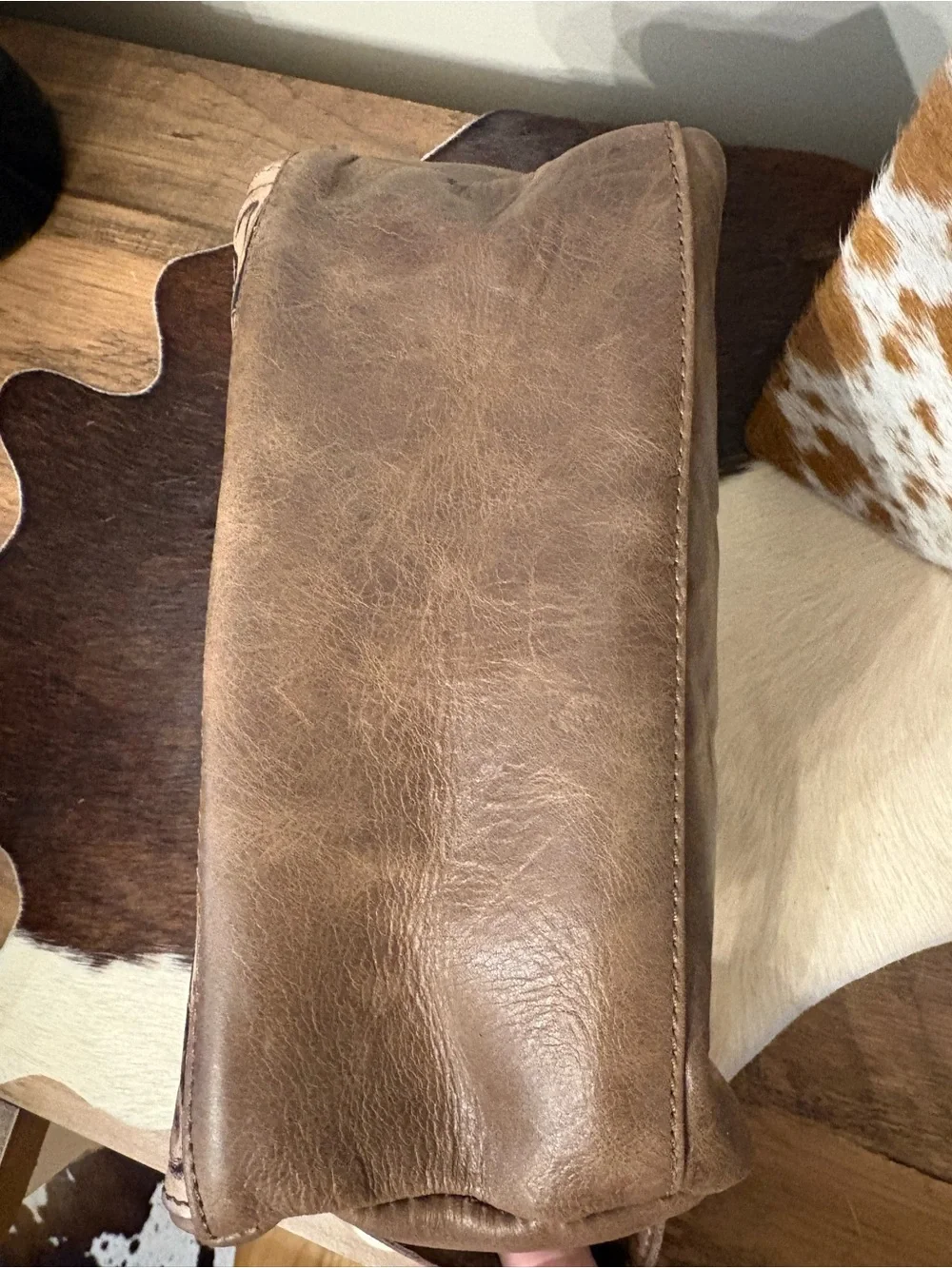 Hand-Tooled Floral Leather Toiletry Bag in Brown
